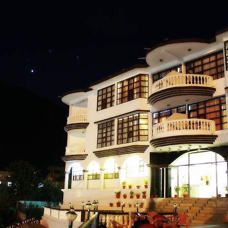 โฮเต็ล อิมพีเรียล พาเลซ Hotel มะนาลี ภายนอก รูปภาพ
