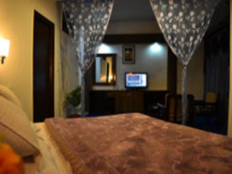 โฮเต็ล อิมพีเรียล พาเลซ Hotel มะนาลี ภายนอก รูปภาพ