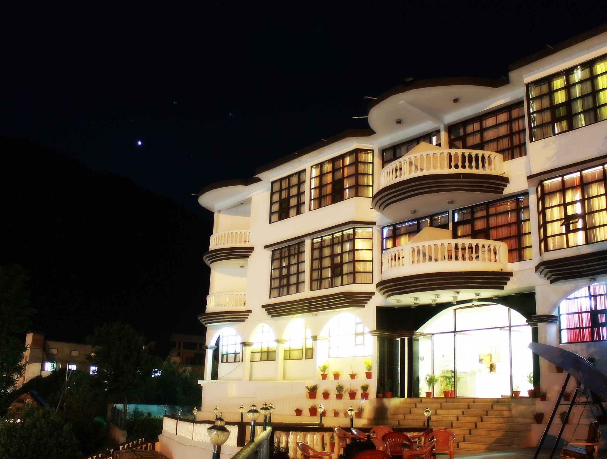 โฮเต็ล อิมพีเรียล พาเลซ Hotel มะนาลี ภายนอก รูปภาพ